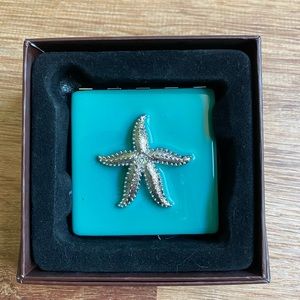 Papyrus enamel compact mirror with starfish